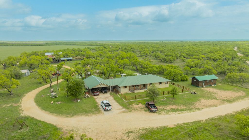 Image 67 of property listing at 817 County Road 130, Ballinger, TX 76821