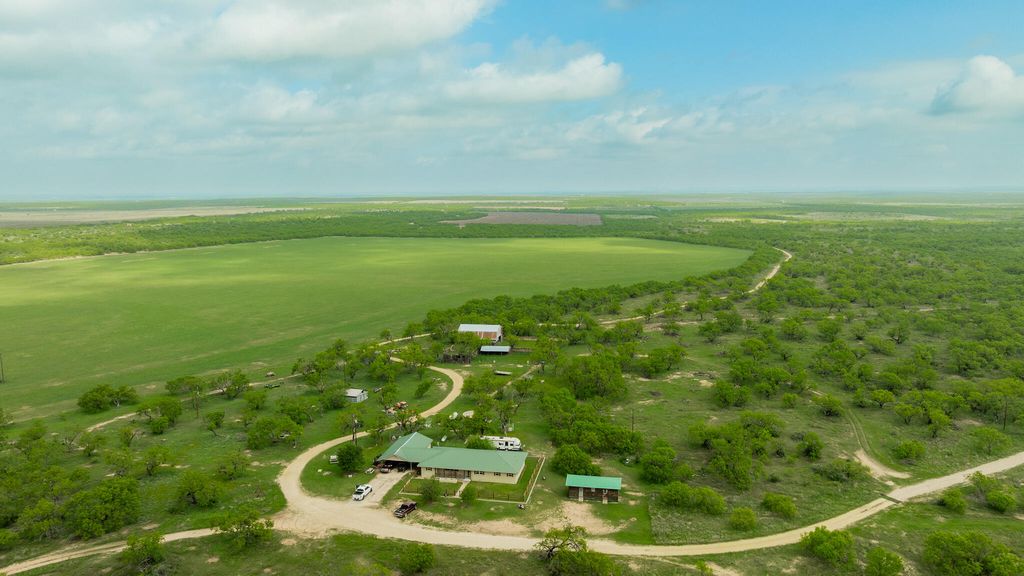 Image 70 of property listing at 817 County Road 130, Ballinger, TX 76821