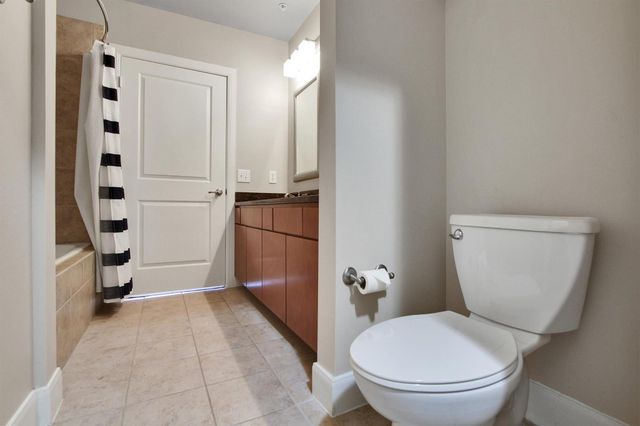 300 St Joseph Parkway 318, Houston, TX 77002