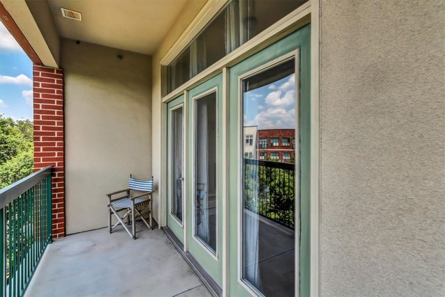 300 St Joseph Parkway 318, Houston, TX 77002