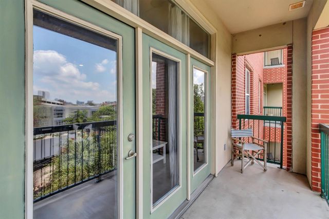 300 St Joseph Parkway 318, Houston, TX 77002