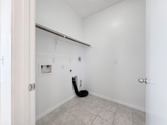 251 Triumph RD, Buda, TX 78610