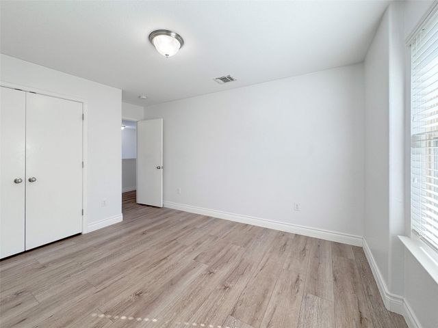 251 Triumph RD, Buda, TX 78610