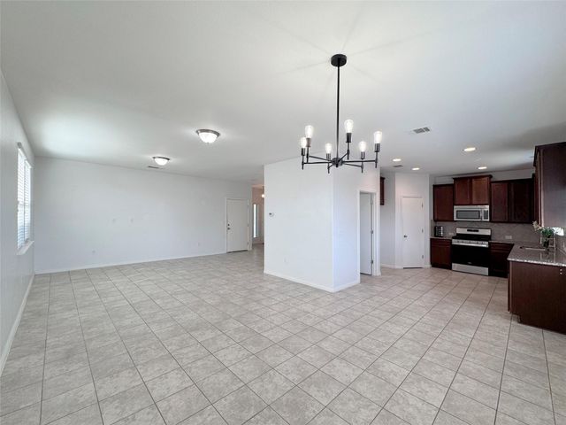 251 Triumph RD, Buda, TX 78610