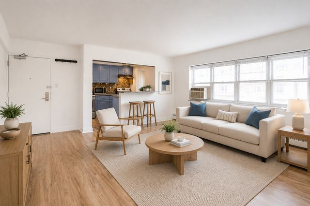 4980 N Marine Drive 1431, Chicago, IL 60640