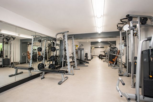 4980 N Marine Drive 1431, Chicago, IL 60640