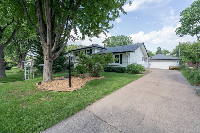 6331 Monroe Street NE, Fridley, MN 55432