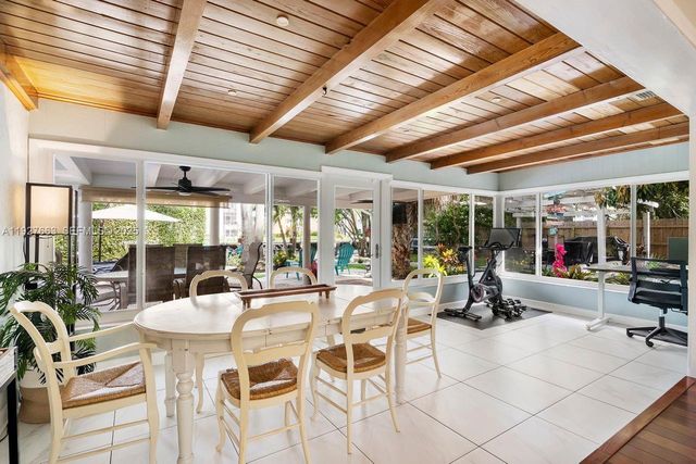 2837 NE 17th Ave, Wilton Manors, FL 33334