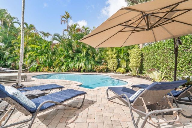 2837 NE 17th Ave, Wilton Manors, FL 33334