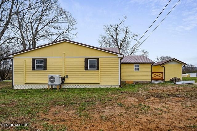 118 ED PHIFER ROAD Rd, Quebeck, TN 37579