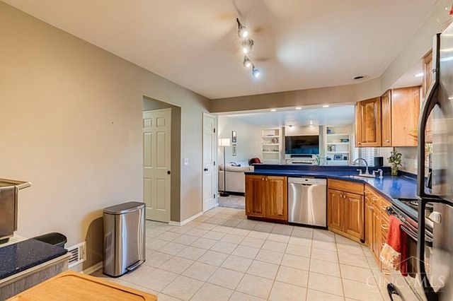 5558 Foxrun Court, Cincinnati, OH 45239