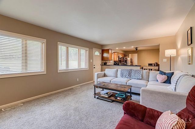 5558 Foxrun Court, Cincinnati, OH 45239