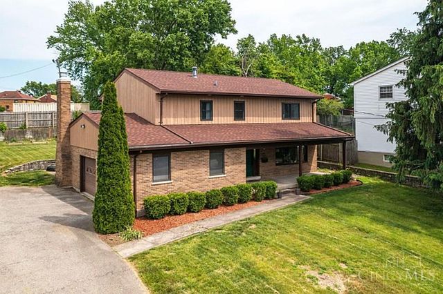 5558 Foxrun Court, Cincinnati, OH 45239