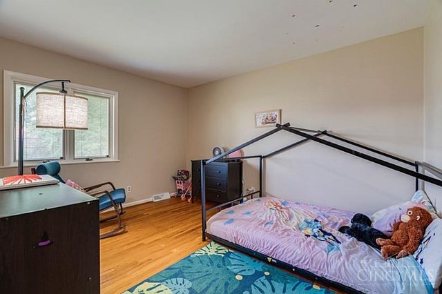 5558 Foxrun Court, Cincinnati, OH 45239