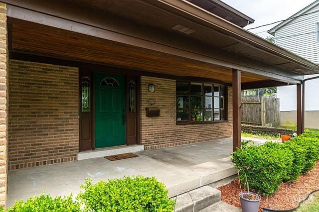 5558 Foxrun Court, Cincinnati, OH 45239