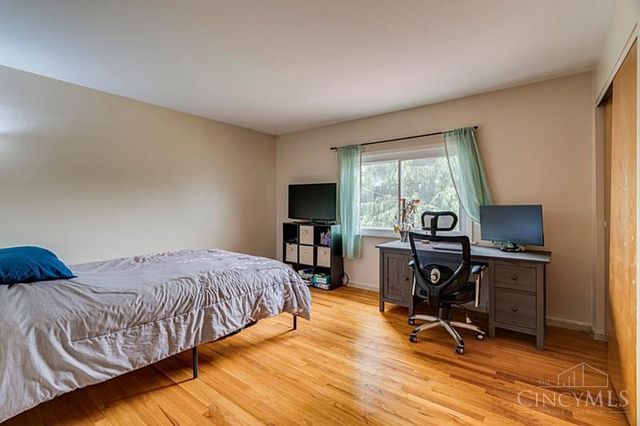 5558 Foxrun Court, Cincinnati, OH 45239