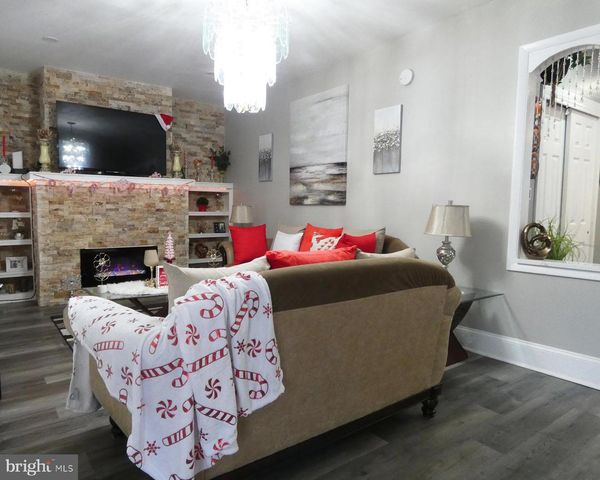 310 STATE ST, Penns Grove, NJ 08069