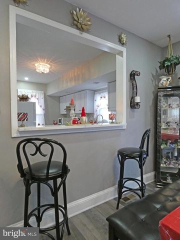 310 STATE ST, Penns Grove, NJ 08069