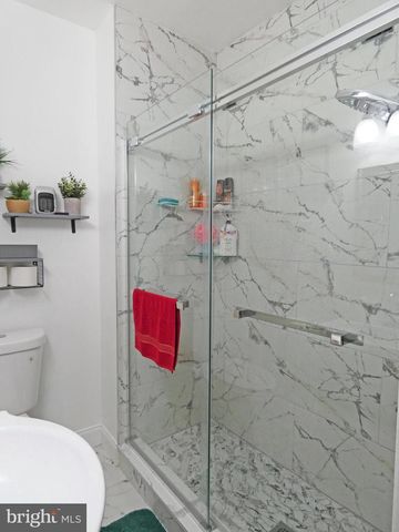 310 STATE ST, Penns Grove, NJ 08069