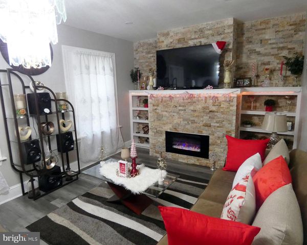 310 STATE ST, Penns Grove, NJ 08069