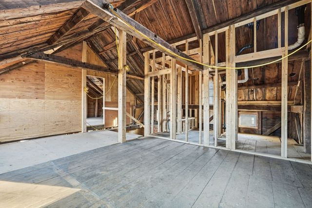 63 Cooleyville Rd, New Salem, MA 01355