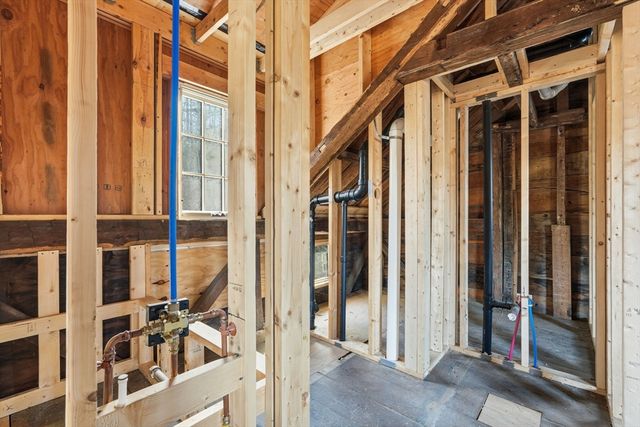 63 Cooleyville Rd, New Salem, MA 01355