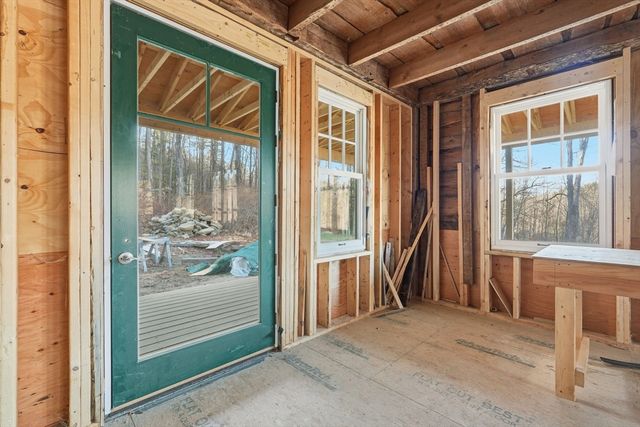 63 Cooleyville Rd, New Salem, MA 01355