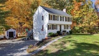 22 Brandy Ln, Pelham, NH 03076