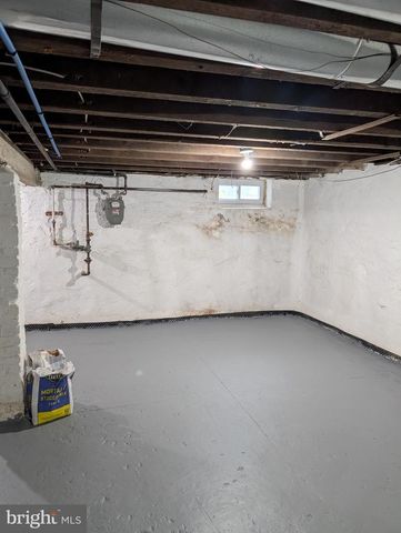 2512 MORGAN BLVD, Camden, NJ 08104