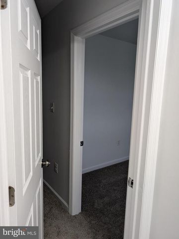 2512 MORGAN BLVD, Camden, NJ 08104