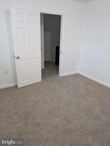 2512 MORGAN BLVD, Camden, NJ 08104