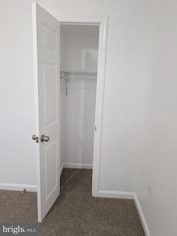 2512 MORGAN BLVD, Camden, NJ 08104