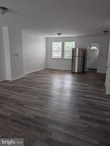 2512 MORGAN BLVD, Camden, NJ 08104