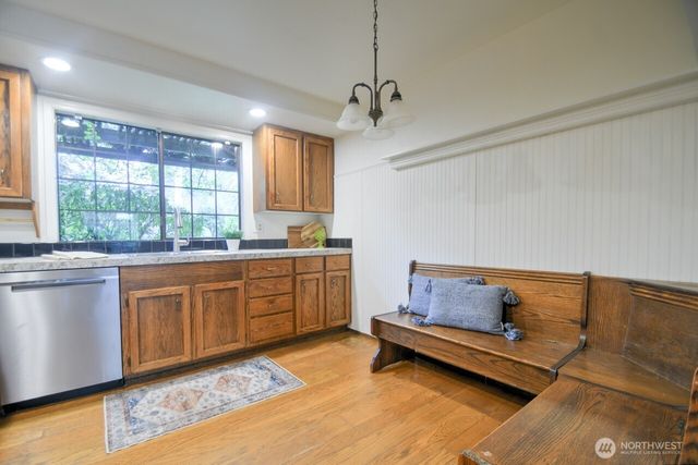 2201 Nut Tree Loop SE, Olympia, WA 98501