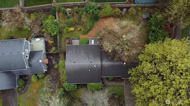 2201 Nut Tree Loop SE, Olympia, WA 98501