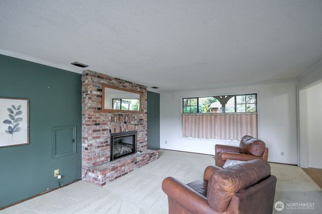 2201 Nut Tree Loop SE, Olympia, WA 98501