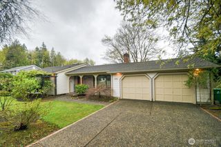 2201 Nut Tree Loop SE, Olympia, WA 98501