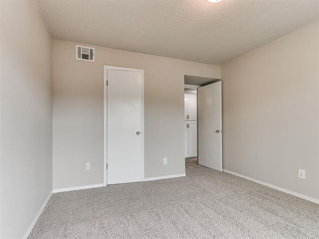 2616 N Ann Arbor Avenue 113, Oklahoma City, OK 73127