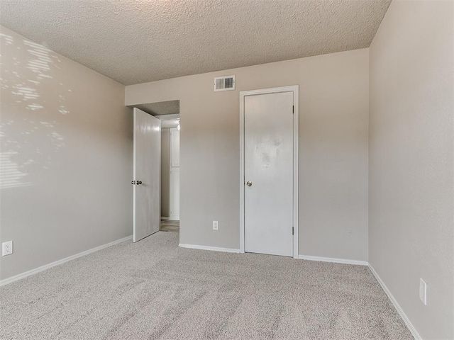 2616 N Ann Arbor Avenue 113, Oklahoma City, OK 73127