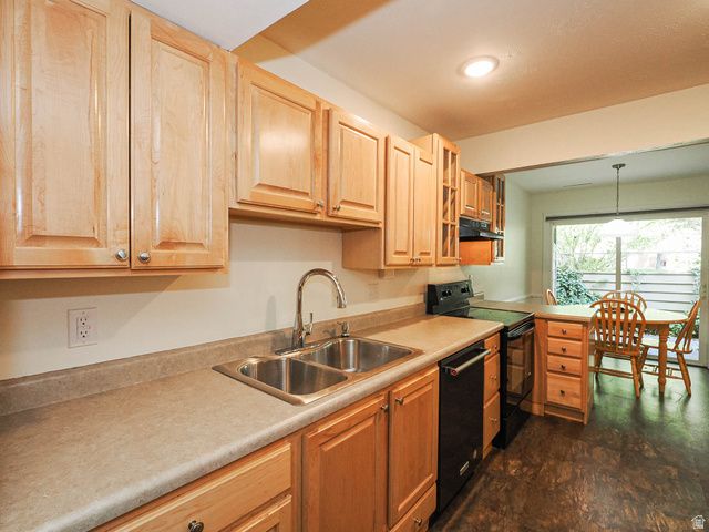 3221 SHADOWBROOK CIR, Provo, UT 84604