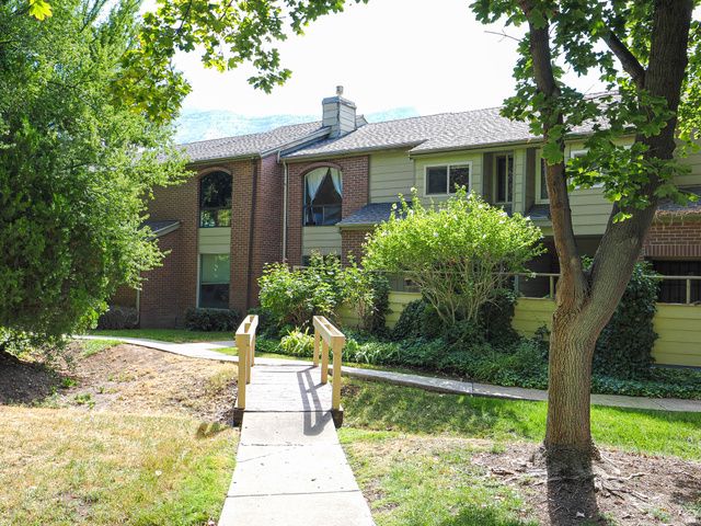 3221 SHADOWBROOK CIR, Provo, UT 84604