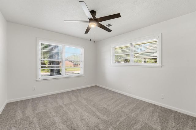 10302 Belfast Road, La Porte, TX 77571