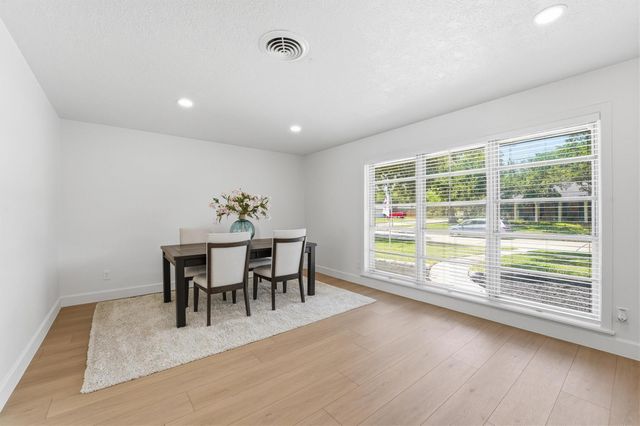 10302 Belfast Road, La Porte, TX 77571