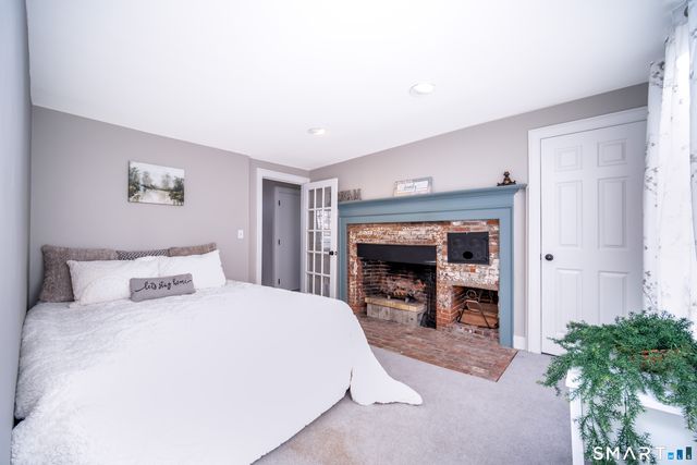 12 Sherman Street 12, Norwich, CT 06360