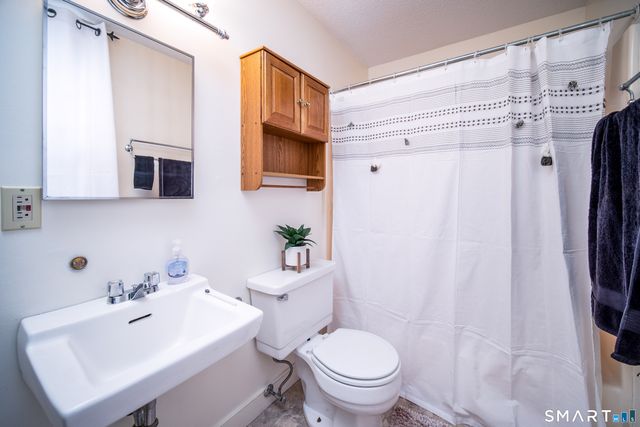 12 Sherman Street 12, Norwich, CT 06360