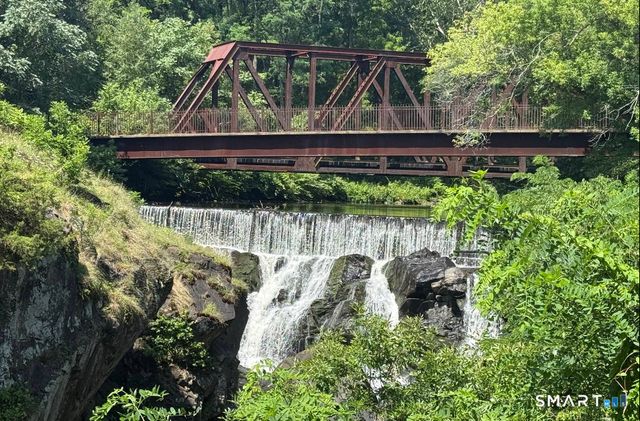 12 Sherman Street 12, Norwich, CT 06360