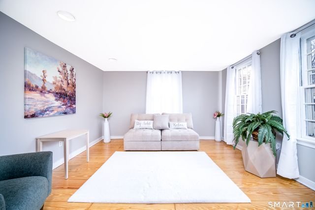 12 Sherman Street 12, Norwich, CT 06360