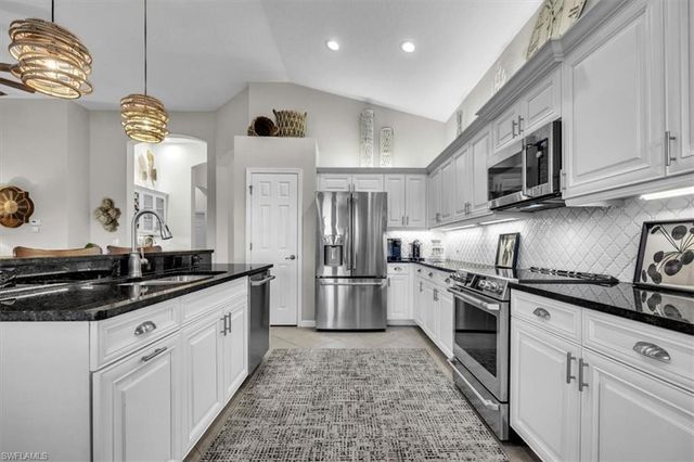 3750 Lakeview Isle CT, Fort Myers, FL 33905