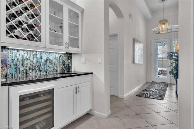 3750 Lakeview Isle CT, Fort Myers, FL 33905