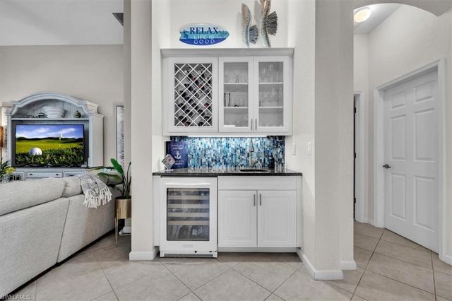 3750 Lakeview Isle CT, Fort Myers, FL 33905